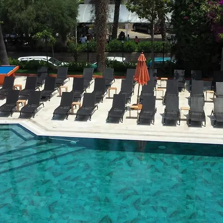 Verde Hotel فندق مرمريس